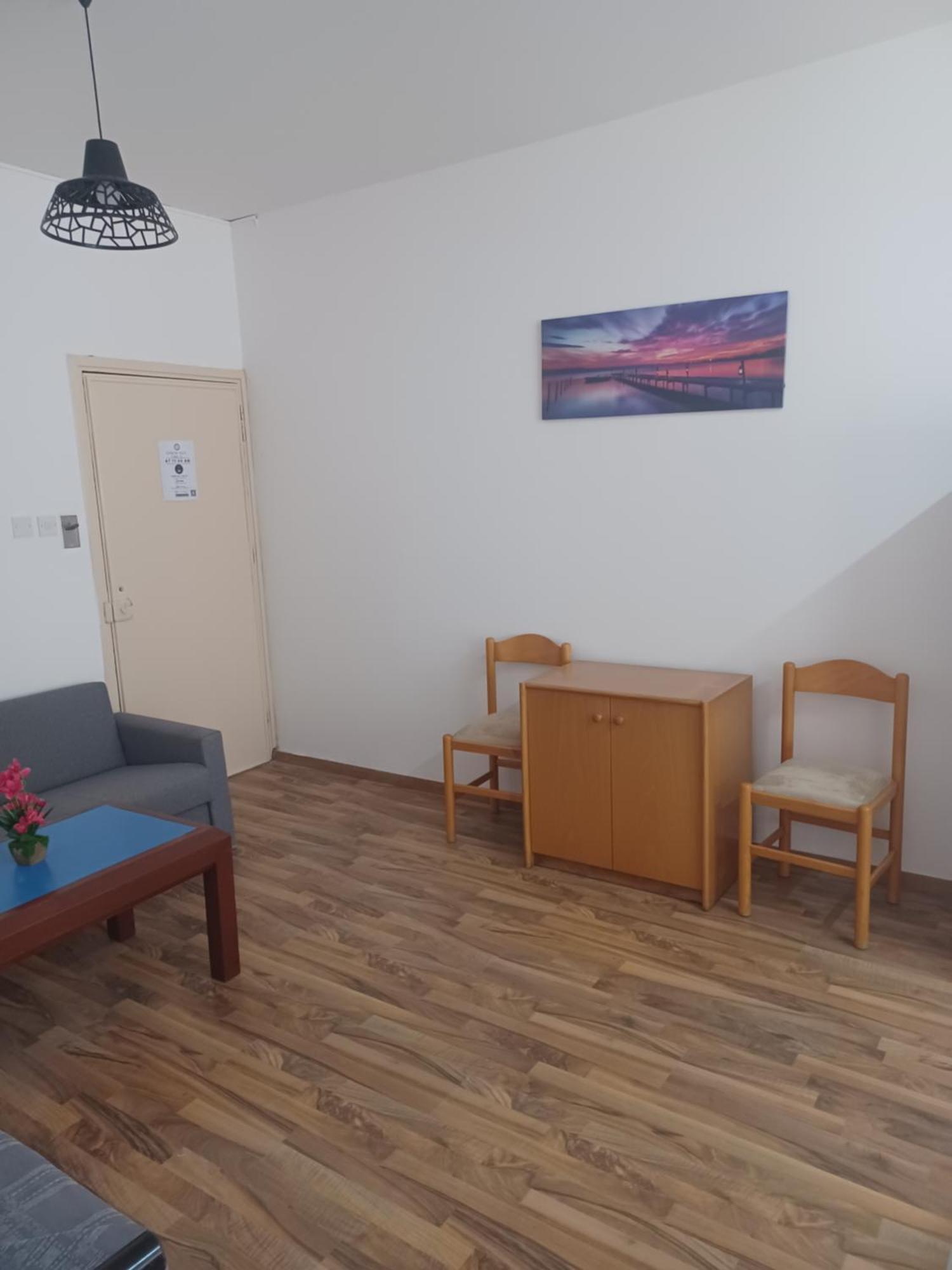 Terpsichore Holiday Apts Limasol Buitenkant foto