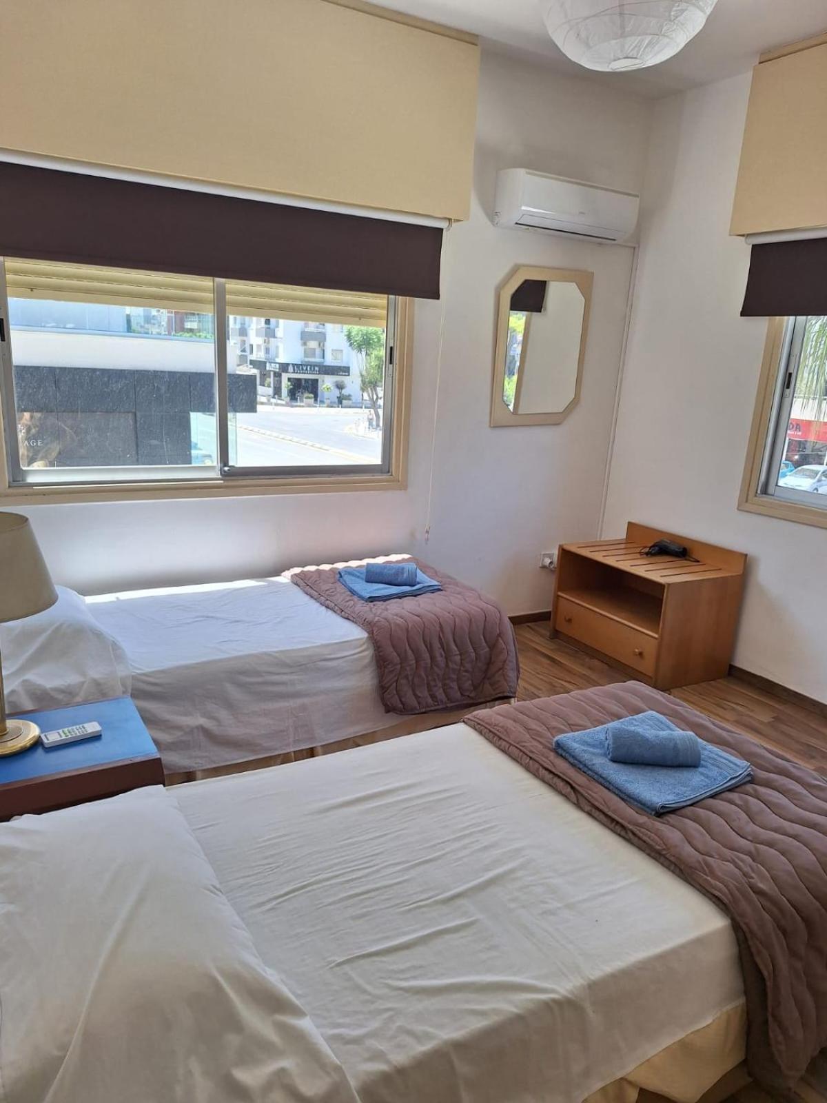 Terpsichore Holiday Apts Limasol Buitenkant foto