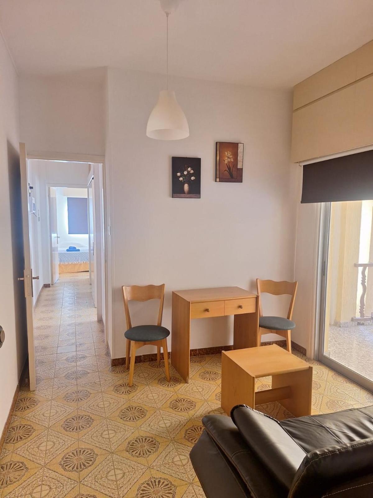 Terpsichore Holiday Apts Limasol Buitenkant foto